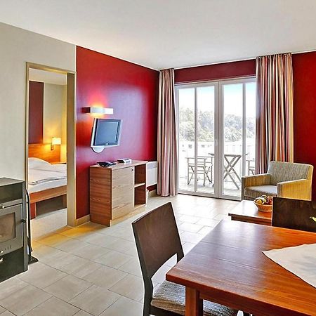 Resort Dorfhotel Boltenhagen Boltenhagen Екстер'єр фото